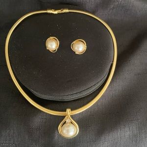 Monet necklace slide with matching earrings